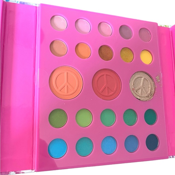 Claires make-up Kit - Picture 10 of 10